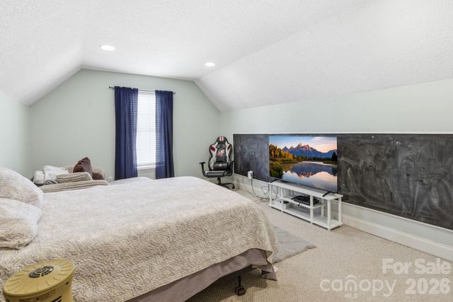 5227 Foley Drive, Hickory, NC 28602