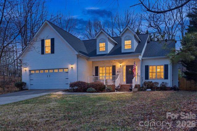 5227 Foley Drive, Hickory, NC 28602