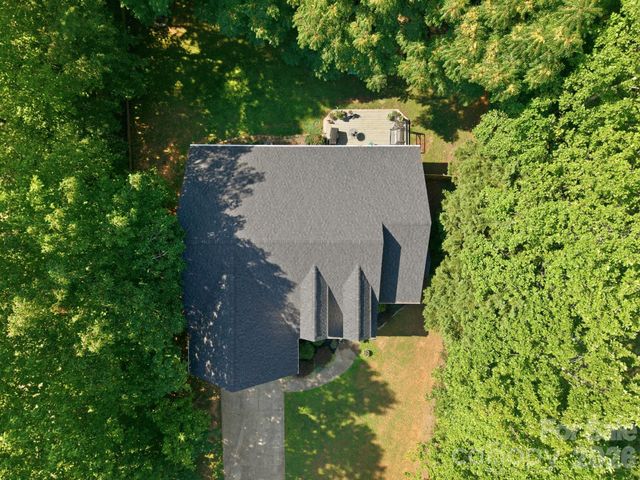 5227 Foley Drive, Hickory, NC 28602