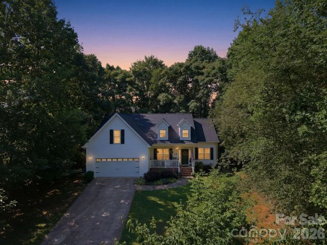5227 Foley Drive, Hickory, NC 28602