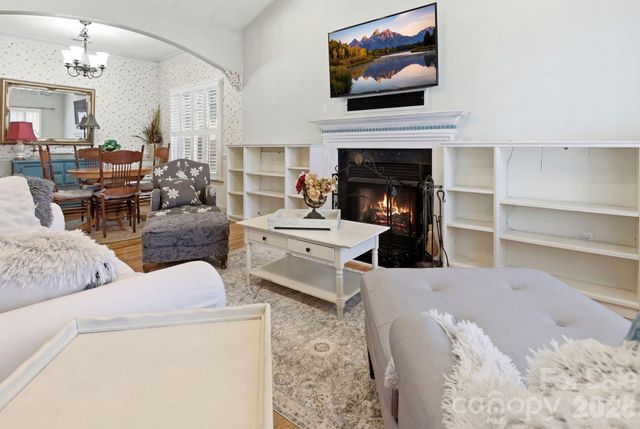 5227 Foley Drive, Hickory, NC 28602