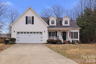 5227 Foley Drive, Hickory, NC 28602
