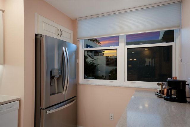 713 BAYPORT WAY 713, Longboat Key, FL 34228