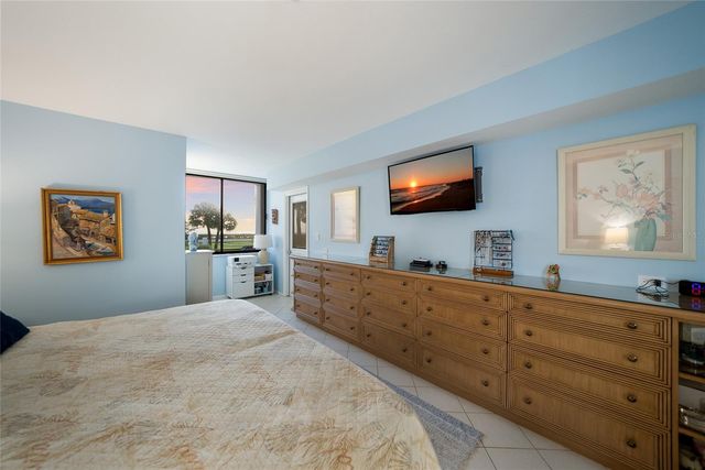 713 BAYPORT WAY 713, Longboat Key, FL 34228