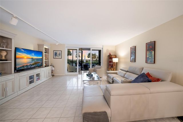 713 BAYPORT WAY 713, Longboat Key, FL 34228