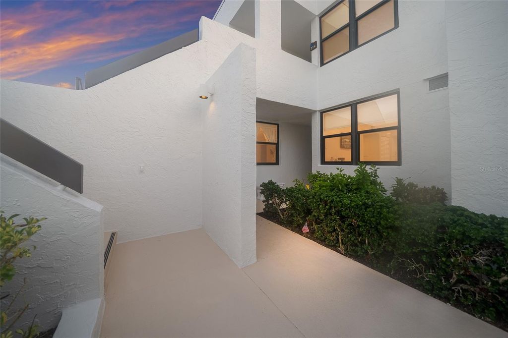 713 BAYPORT WAY 713, Longboat Key, FL 34228