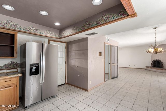 6531 E JUNE Street, Mesa, AZ 85205