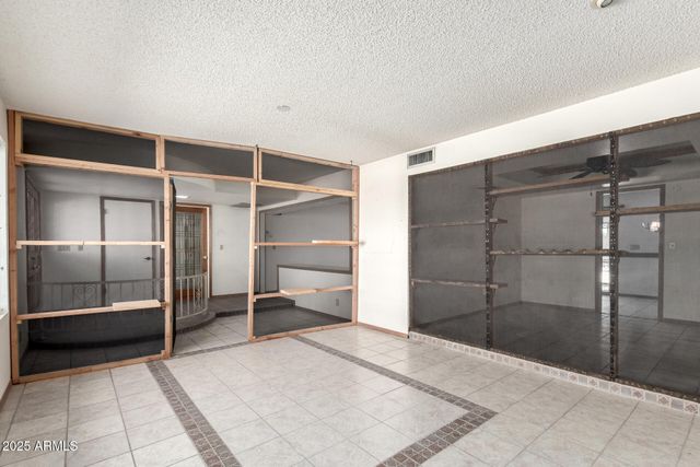 6531 E JUNE Street, Mesa, AZ 85205