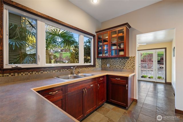 602 NW 18th Loop, Camas, WA 98607