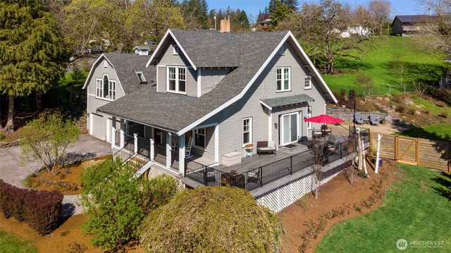602 NW 18th Loop, Camas, WA 98607