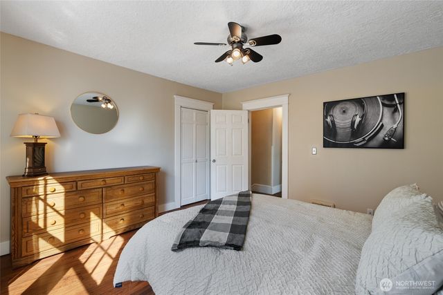 602 NW 18th Loop, Camas, WA 98607