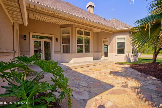 4004 Players Cove, Gautier, MS 39553