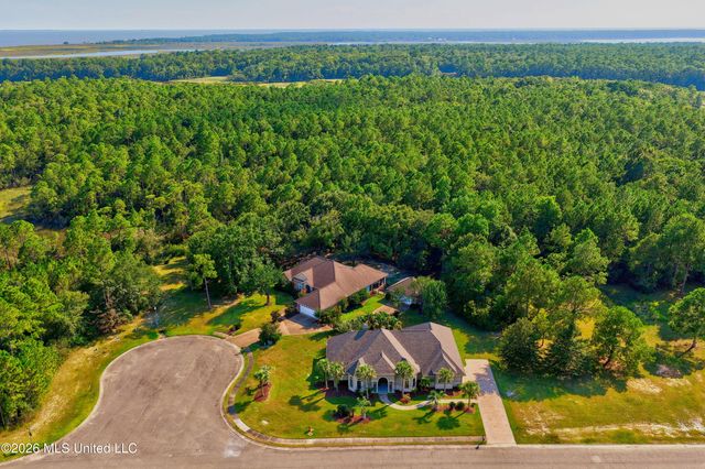4004 Players Cove, Gautier, MS 39553