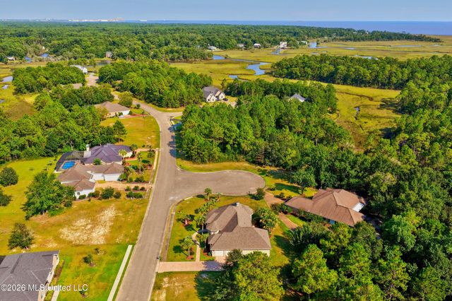 4004 Players Cove, Gautier, MS 39553