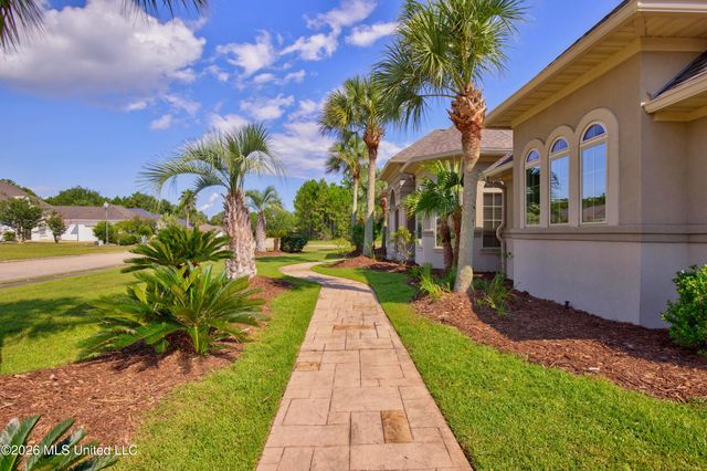 4004 Players Cove, Gautier, MS 39553