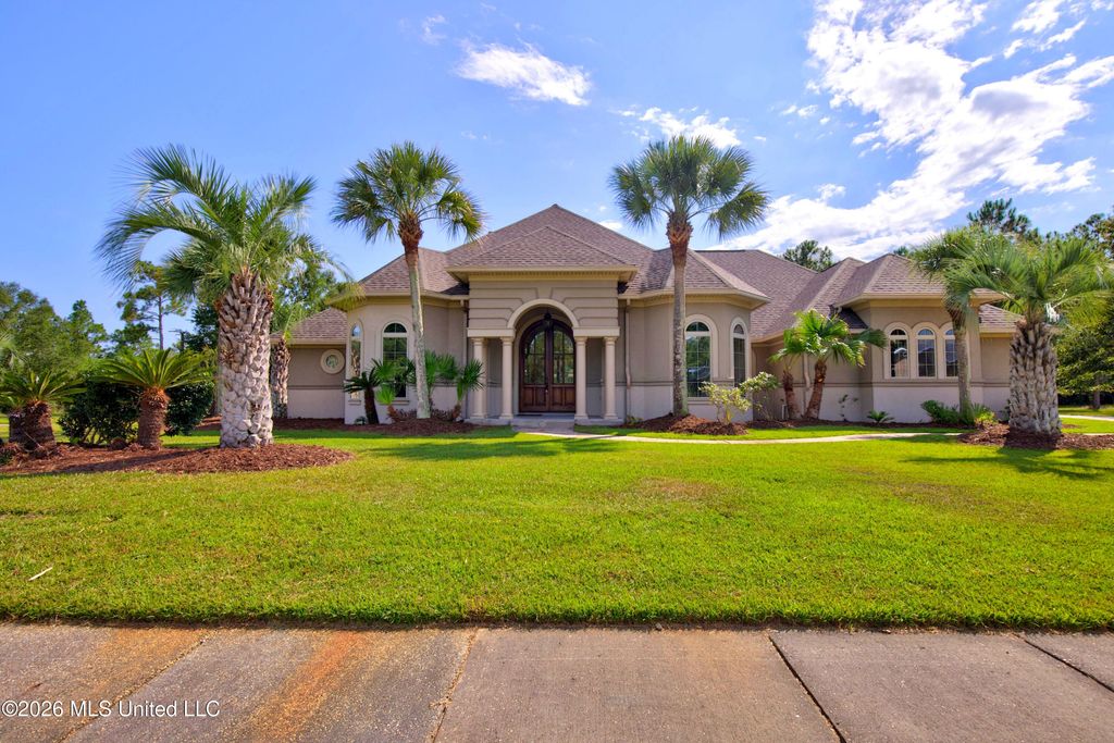 4004 Players Cove, Gautier, MS 39553