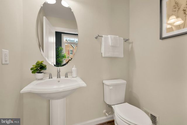 5311 STREAM BANK LN, Greenbelt, MD 20770