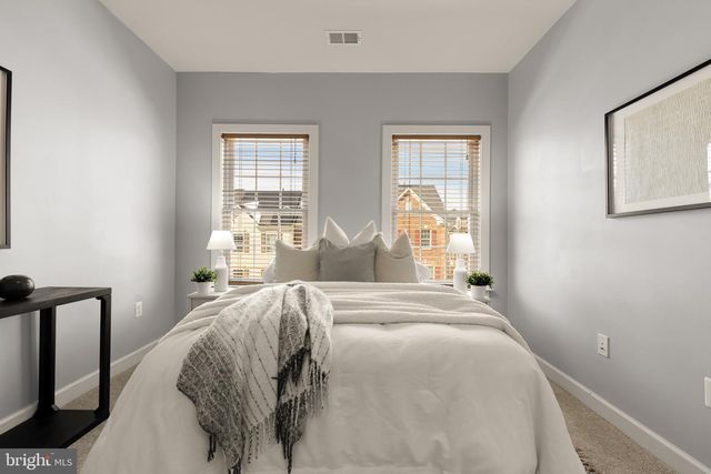 5311 STREAM BANK LN, Greenbelt, MD 20770