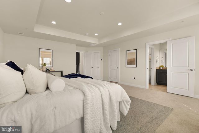 5311 STREAM BANK LN, Greenbelt, MD 20770