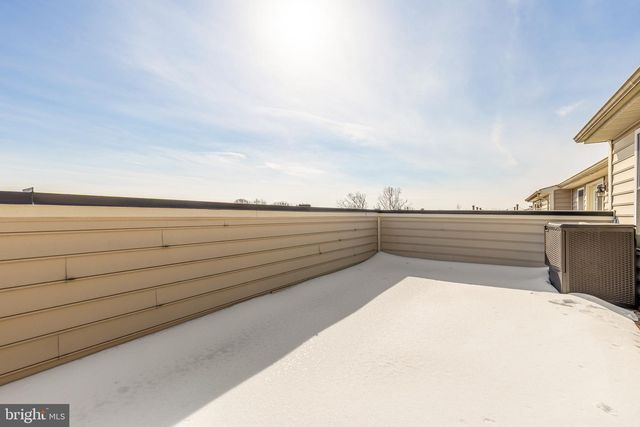 5311 STREAM BANK LN, Greenbelt, MD 20770