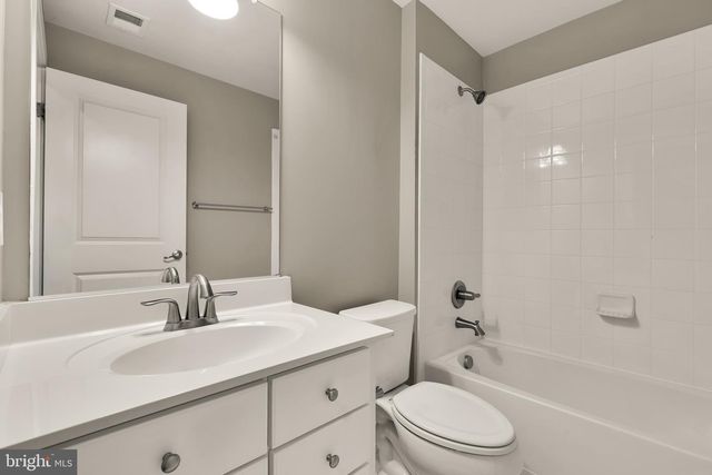 5311 STREAM BANK LN, Greenbelt, MD 20770