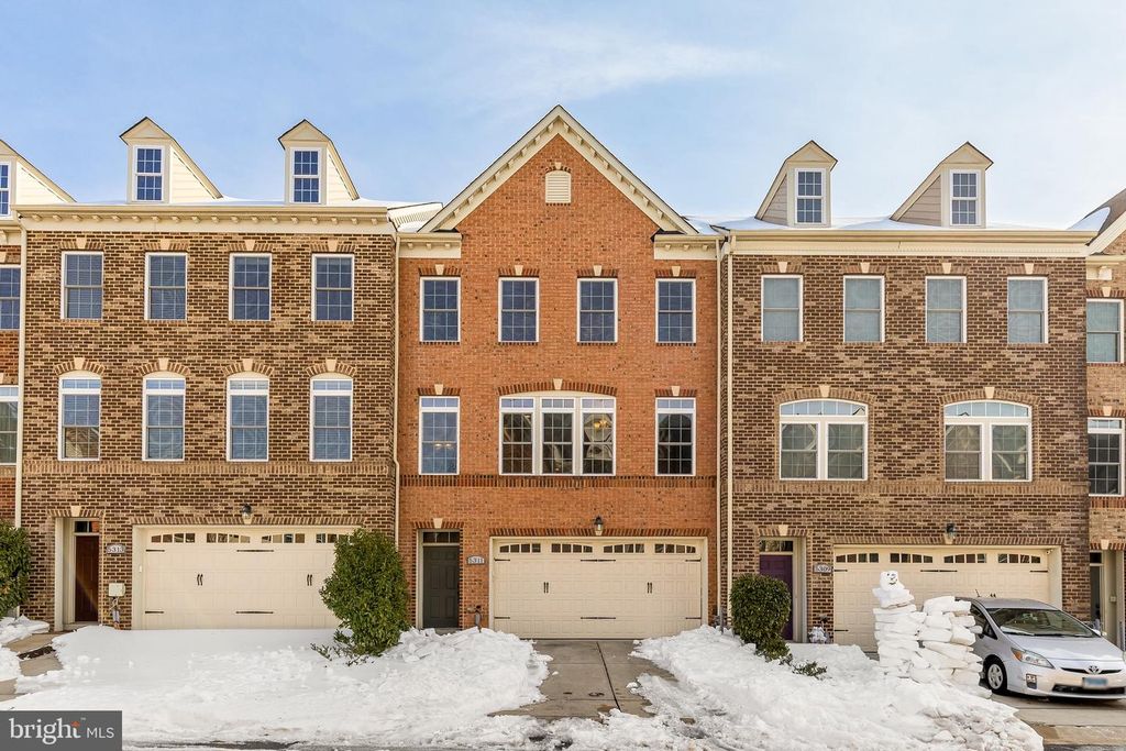 5311 STREAM BANK LN, Greenbelt, MD 20770