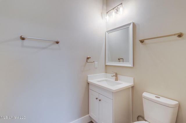 82 Oak Alley Lane, Long Beach, MS 39560