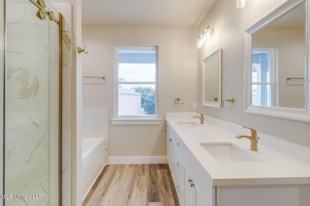 82 Oak Alley Lane, Long Beach, MS 39560