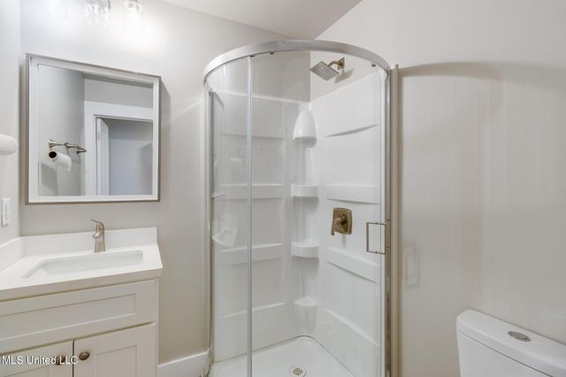 82 Oak Alley Lane, Long Beach, MS 39560