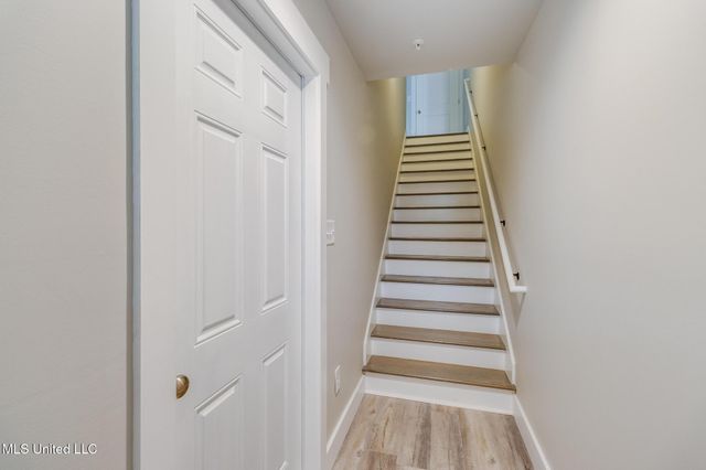 82 Oak Alley Lane, Long Beach, MS 39560