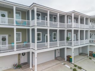 82 Oak Alley Lane, Long Beach, MS 39560