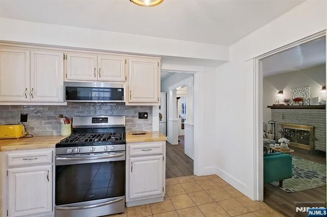 406 Lincoln Avenue, Rutherford, NJ 07070