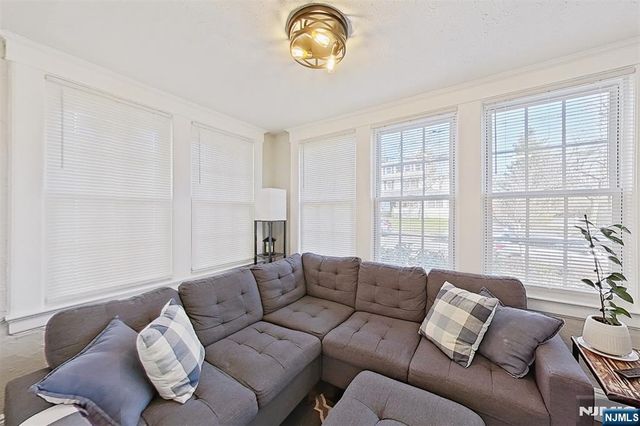 406 Lincoln Avenue, Rutherford, NJ 07070