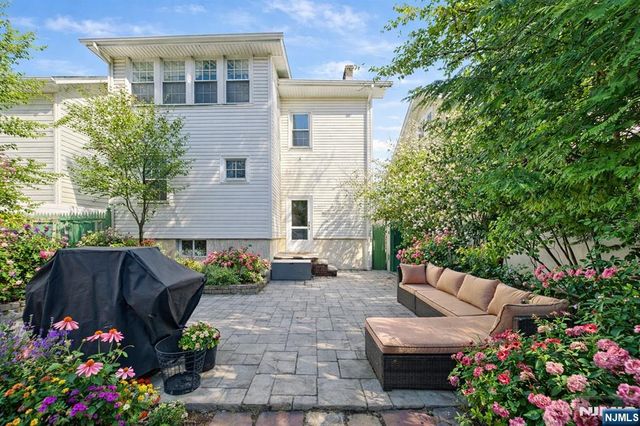 406 Lincoln Avenue, Rutherford, NJ 07070