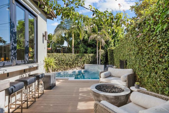 669 Calypso Pl, Encinitas, CA 92024