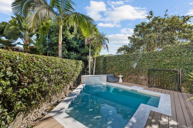 669 Calypso Pl, Encinitas, CA 92024