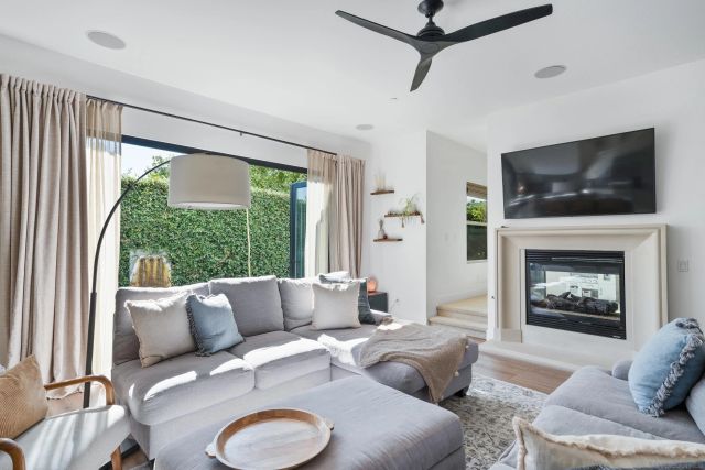 669 Calypso Pl, Encinitas, CA 92024