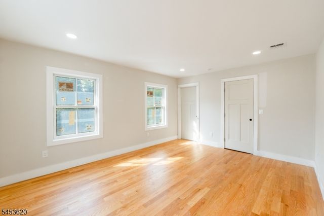 30 E Main St, Mendham Boro, NJ 07945