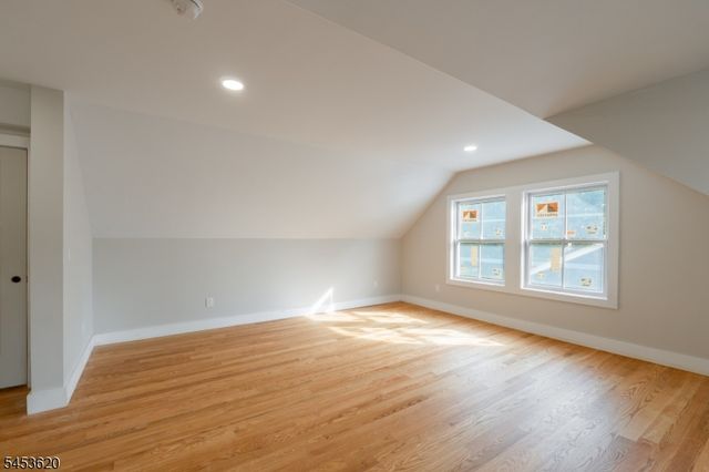 30 E Main St, Mendham Boro, NJ 07945
