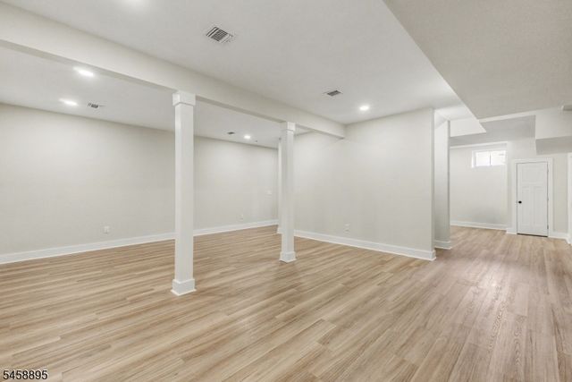 30 E Main St, Mendham Boro, NJ 07945
