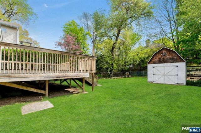76 Magnolia Avenue, Tenafly, NJ 07670