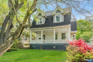 76 Magnolia Avenue, Tenafly, NJ 07670