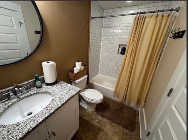 144 N Vine St, Ashland City, TN 37015