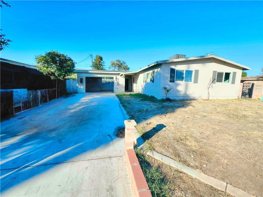 600 June Street, Rialto, CA 92376