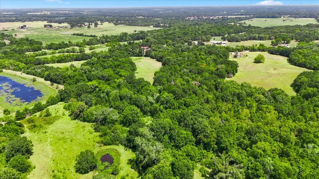 5180 Vz County Road 3415, Wills Point, TX 75169
