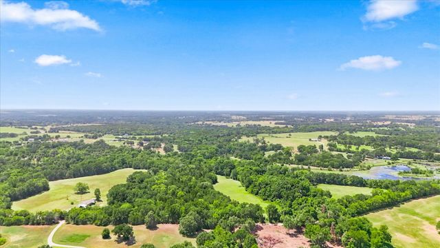 5180 Vz County Road 3415, Wills Point, TX 75169