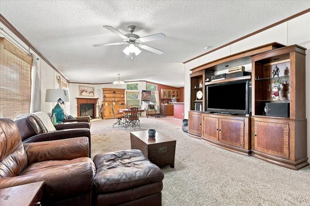 5180 Vz County Road 3415, Wills Point, TX 75169