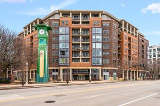 437 W Division Street 409, Chicago, IL 60610