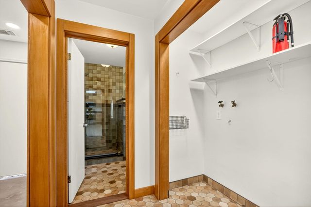 325 Taylor Street, Ashland, OR 97520