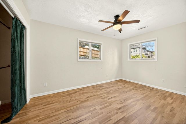 325 Taylor Street, Ashland, OR 97520